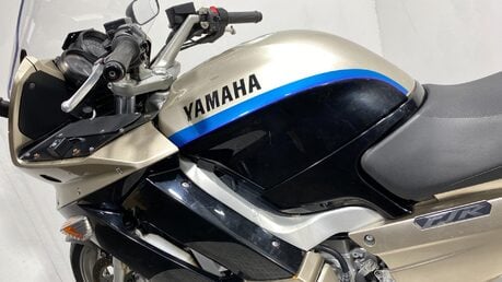 Yamaha FJR1300 A 2010 EX POLICE BIKE 1300CC BARN FIND COMMUTER EXPORT 17