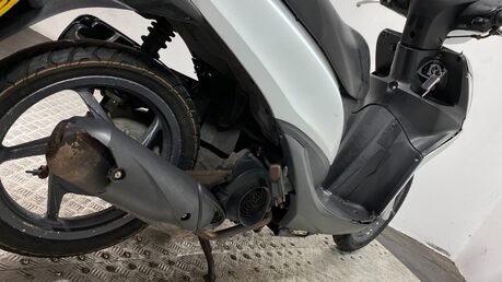Honda Vision 110 NSC 2016 GOOD RUNNING PROJECT SCOOTER BIKE 110 CC AUTO 10