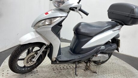 Honda Vision 110 NSC 2016 GOOD RUNNING PROJECT SCOOTER BIKE 110 CC AUTO 13