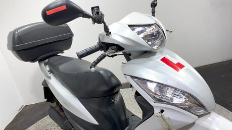 Honda Vision 110 NSC 2016 GOOD RUNNING PROJECT SCOOTER BIKE 110 CC AUTO 18