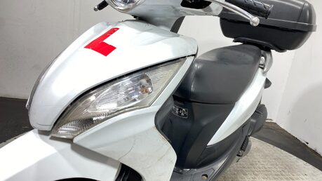 Honda Vision 110 NSC 2016 GOOD RUNNING PROJECT SCOOTER BIKE 110 CC AUTO 20