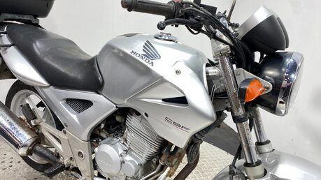 Honda CBF250 2006 SPARES OR REPAIR NON RUNNING PROJECT BIKE 250CC 5
