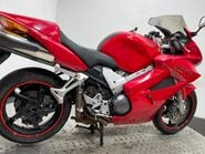Honda VFR 800 2001 VTEC 34K NON RUNNING PROJECT BIKE SPARES OR REPAIR 800CC 2