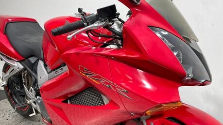 Honda VFR 800 2001 VTEC 34K NON RUNNING PROJECT BIKE SPARES OR REPAIR 800CC 5