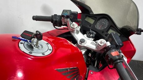 Honda VFR 800 2001 VTEC 34K NON RUNNING PROJECT BIKE SPARES OR REPAIR 800CC 7