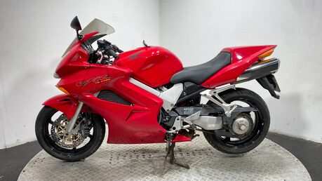 Honda VFR 800 2001 VTEC 34K NON RUNNING PROJECT BIKE SPARES OR REPAIR 800CC 11