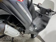 Piaggio X8 125 2006 NON RUNNING LARGE MAXI SCOOTER 125CC 10