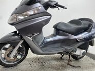 Piaggio X8 125 2006 NON RUNNING LARGE MAXI SCOOTER 125CC 13