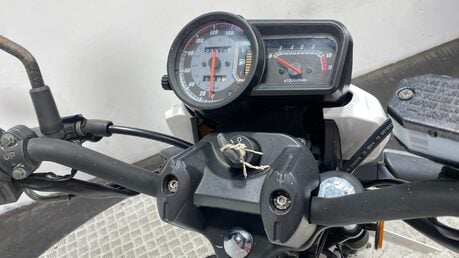 Keeway RK 125 2016 NON RUNNING PROJECT NAKED BIKE 125CC 8