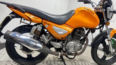 Zontes Monster 125 2014 7K NON RUNNING PROJECT BIKE SPARES OR REPAIR 125CC 3