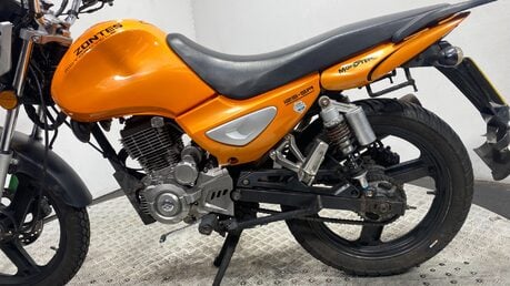 Zontes Monster 125 2014 7K NON RUNNING PROJECT BIKE SPARES OR REPAIR 125CC 14