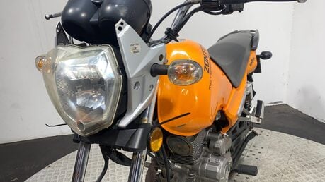 Zontes Monster 125 2014 7K NON RUNNING PROJECT BIKE SPARES OR REPAIR 125CC 19