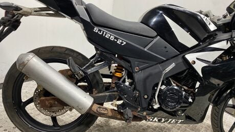 Skyjet XGJ SJ 125 2012 11K NON RUNNING SPORTS BIKE PROJECT BIKE 125CC 4
