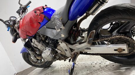 Honda CB 600 HORNET 1999 RUNNING PROJECT BIKE SPARES OR REPAIR 600CC 10