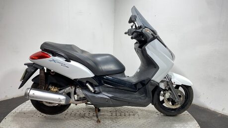 Yamaha Yp 250 R X-MAX 2009 21K NON RUNNING PROJECT MAXI SCOOTER BIKE 250CC 1