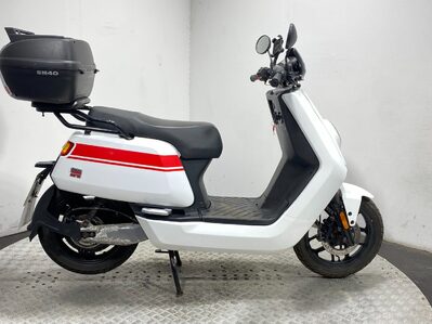 Niu Nqi GTS PRO 2021 GOOD RIDING ELECTRIC SCOOTER PROJECT BIKE