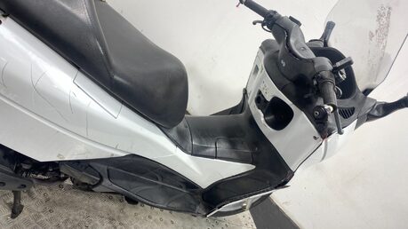 Honda Fes 125 SILVERWING 2013 RUNNING PROJECT BIKE SPARES OR REPAIR 125CC 6