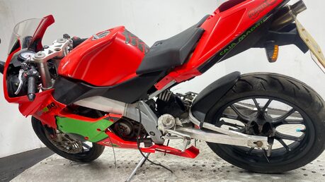 Derbi GPR 50 2006 NO RUNNING PROJECT BIKE 50CC 2 STROKE 2T GEARED 15