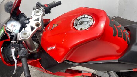 Derbi GPR 50 2006 NO RUNNING PROJECT BIKE 50CC 2 STROKE 2T GEARED 17