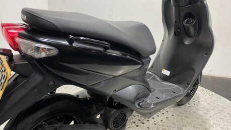 Yamaha Yn 50 E NEOS EASY 2014 2T 2 STROKE 50CC SCOOTER NEW MOT 3