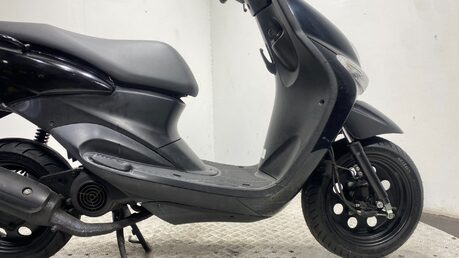 Yamaha Yn 50 E NEOS EASY 2014 2T 2 STROKE 50CC SCOOTER NEW MOT 5