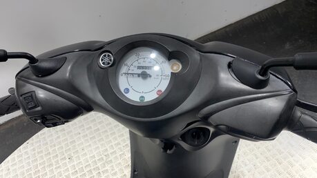 Yamaha Yn 50 E NEOS EASY 2014 2T 2 STROKE 50CC SCOOTER NEW MOT 10