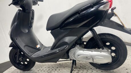 Yamaha Yn 50 E NEOS EASY 2014 2T 2 STROKE 50CC SCOOTER NEW MOT 16