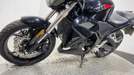 WK Bikes R 250 SS N 2016 1 OWNER 38K RUNNING PROJECT BIKE 250CC NAKED 14