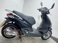 Piaggio Fly 125 3V 2016 RUNNING PROJECT BIKE SPARES OR REPAIR SCOOTER 125CC 2