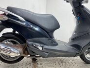Piaggio Fly 125 3V 2016 RUNNING PROJECT BIKE SPARES OR REPAIR SCOOTER 125CC 3