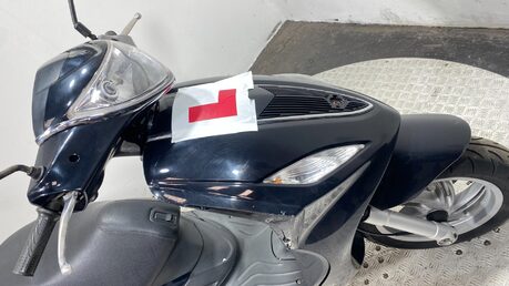 Piaggio Fly 125 3V 2016 RUNNING PROJECT BIKE SPARES OR REPAIR SCOOTER 125CC 5