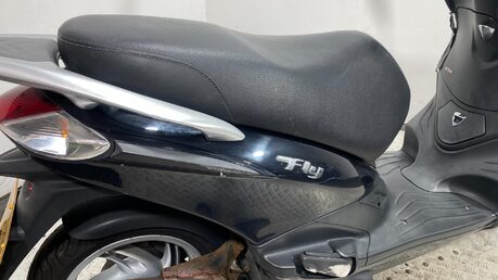 Piaggio Fly 125 3V 2016 RUNNING PROJECT BIKE SPARES OR REPAIR SCOOTER 125CC 6