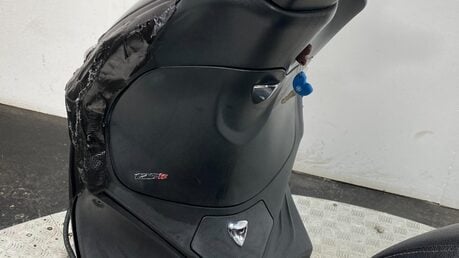 Piaggio Fly 125 3V 2016 RUNNING PROJECT BIKE SPARES OR REPAIR SCOOTER 125CC 17