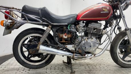 Honda CM 250 1981 NON RUNNING CLASSIC BARN FIND PROJECT BIKE 250CC 3