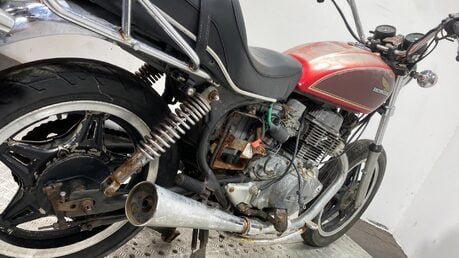 Honda CM 250 1981 NON RUNNING CLASSIC BARN FIND PROJECT BIKE 250CC 9