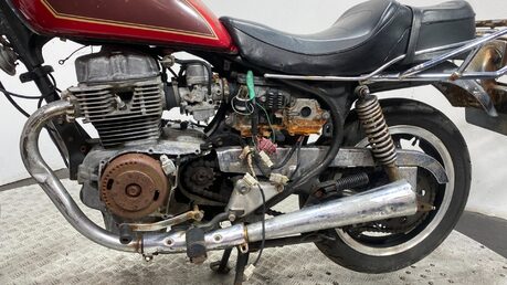 Honda CM 250 1981 NON RUNNING CLASSIC BARN FIND PROJECT BIKE 250CC 14