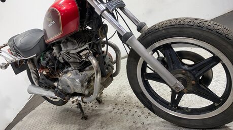 Honda CM 250 1981 NON RUNNING CLASSIC BARN FIND PROJECT BIKE 250CC 19