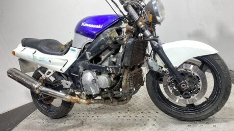 Kawasaki ZZR 600 E1 1993 37K NON RUNNING PROJECT BIKE 600CC STREETFIGHTER 4