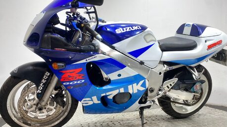 Suzuki GSXR 600 W SRAD 1998 NON RUNNING PROJECT BIKE 600CC SPORT 13
