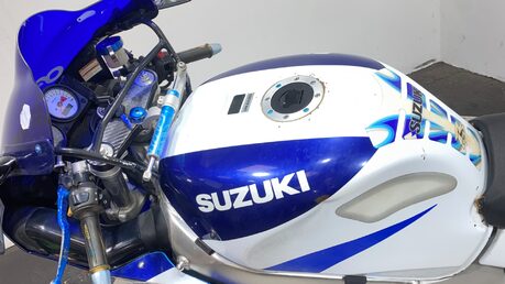 Suzuki GSXR 600 W SRAD 1998 NON RUNNING PROJECT BIKE 600CC SPORT 16