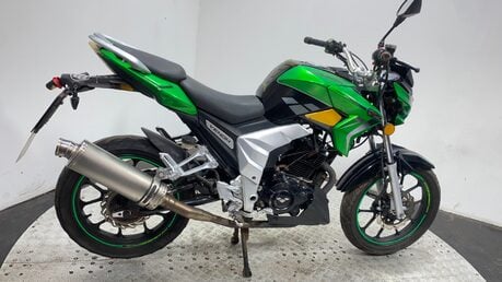 Lexmoto Venom SK 125 2015 NON RUNNING PROJECT BIKE 125CC NAKED 2