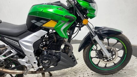 Lexmoto Venom SK 125 2015 NON RUNNING PROJECT BIKE 125CC NAKED 4
