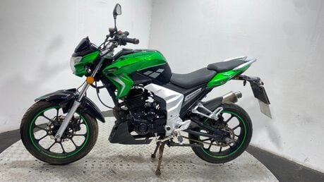 Lexmoto Venom SK 125 2015 NON RUNNING PROJECT BIKE 125CC NAKED 10