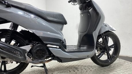 Peugeot Tweet 125 2022 RUNS WELL LOOKS GOOD PROJECT SCOOTER 125CC 4