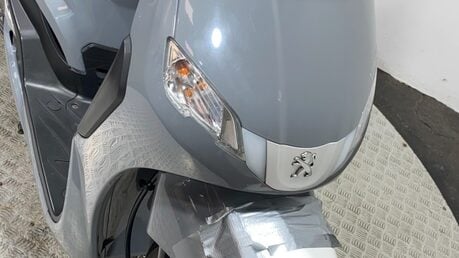 Peugeot Tweet 125 2022 RUNS WELL LOOKS GOOD PROJECT SCOOTER 125CC 6