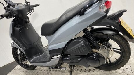 Peugeot Tweet 125 2022 RUNS WELL LOOKS GOOD PROJECT SCOOTER 125CC 17