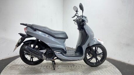 Peugeot Tweet 125 2022 RUNS WELL LOOKS GOOD PROJECT SCOOTER 125CC 1