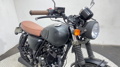 Mutt Mongrel 125 2017 NEW MOT 6K SERVICED WARRANTY CAFE RACER 125CC NAKED 18