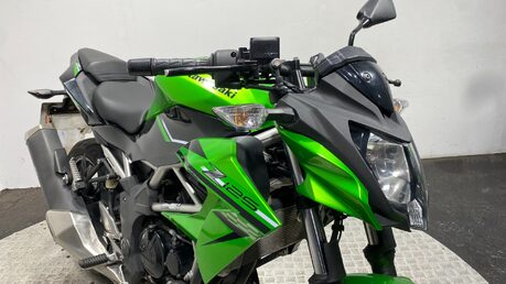 Kawasaki Z BR 125 NINJA 2021 1 OWNER 7K RUNS WELL PROJECT BIKE 15BHP 17