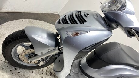 Honda Pes PS 125 2011 ONLY 6K NEW MOT VERY CLEAN 125CC SCOOTER BIKE 14